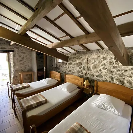 Pensionat Maison Des Cevennes 3*